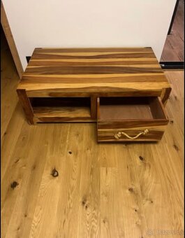 Masivní Landscape komoda, sheesham XXXLutz - 2