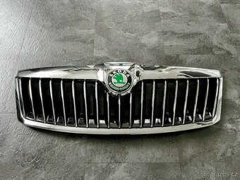 PŘEDEK - ŠKODA OCTAVIA 2 PŘED I PO FACELIFT  / ZASÍLÁME - 2