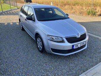 Škoda Octavia - 2