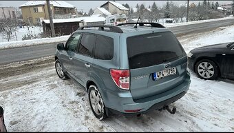 Subaru Forester 2.5 X - limitovaná série 40 aut v ČR - 2