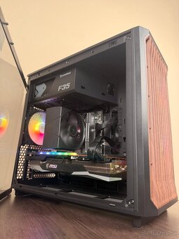 PC - I5 14400f / RX 6800 XT 16GB / 16GB RAM DDR5 / 1TB M.2 - 2