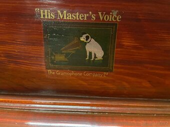 Starý gramoforn - 2