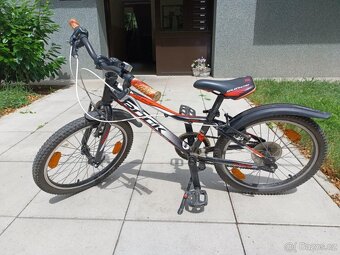 Rock Machine vel. 20 - 2