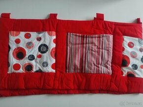 Kapsář za postel - 2