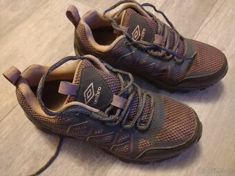 Turisticke boty Head vel 38 - 2