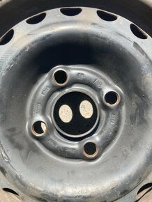 Originál plechové disky a letní pneu na dojezd R13 - 2