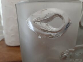 Váza z lisovaného skla - Adolf Matura, Libochovice - 2