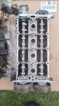 Prodám kompletní hlavu motoru 1.2TSI CJZ  77kw - 2