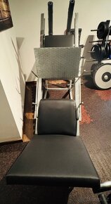 Legpress a hack squat - 2