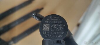 Vstřiky 4ks , 04L130277D z motoru 1,6Tdi,CXXB,vadné na repas - 2