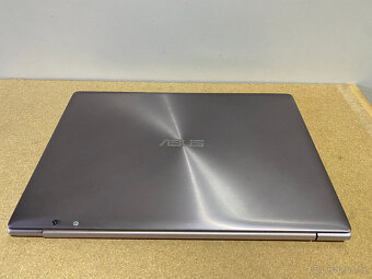 Hliníkový ntb Asus UX303L - 13,3", i7, 8gb, ssd... - 2