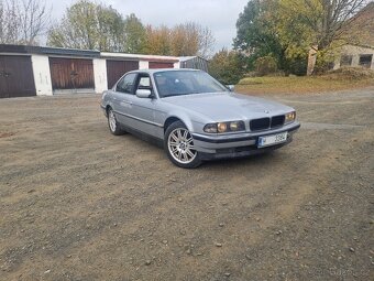 Bmw e38 740i - 2