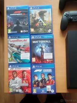 PlayStation 4, 1TB+dva ovladače - 2