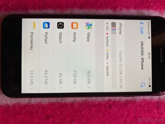 iPhone 8 64 GB + krabička - 2