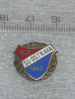 Starý fotbalový odznak Ostrava - 2