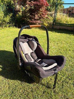 Prodám ultralehká autosedačku Nuna PIPA™ next – 0–13 kg - 2