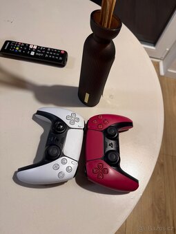 PS5 + 2 ovladače - 2