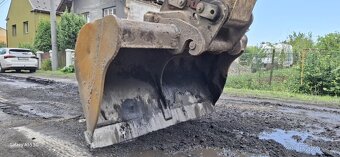 Caterpillar 319D - 2