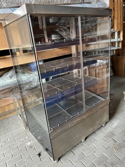 Velká ohřevná gastro vitrína, grilovaná masa, holdomat - 2