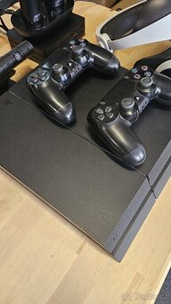 PS4 CUH-1216B 1TB + VR + ovladače - 2