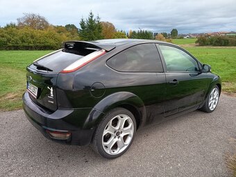 Ford Focus 1.8tdci 3dv - 2