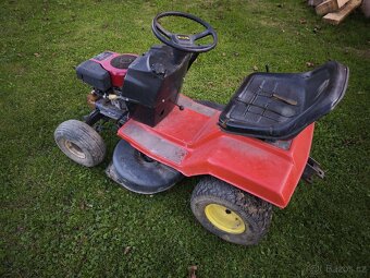 Zahradní traktor - 2