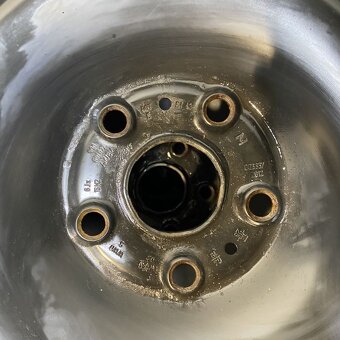 16" plechová kola – 5x112 – VOLKSWAGEN (ŠKODA, AUDI, SEAT) - 2
