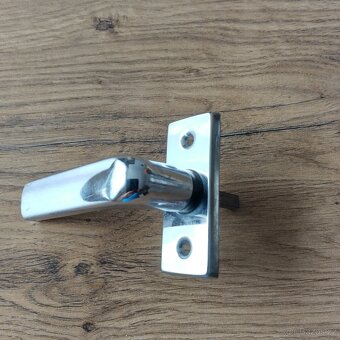 Prodám okenní kliky nerezové - 2