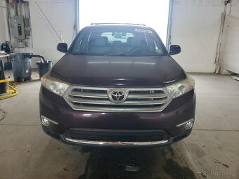 TOYOTA HIGHLANDER BASE 2013 - 2