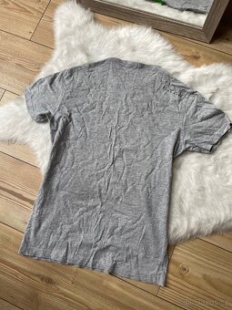 Pánské tričko Hugo Boss vel. S - 2