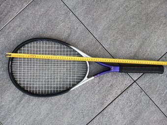 prodám dve juniorske tenisova raketa - 2