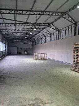 skladovací hala - 2