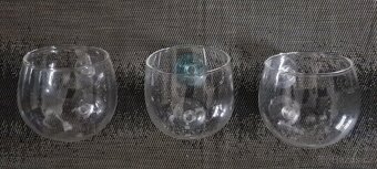 Akv.akrylový květináč s přísavkami - 2