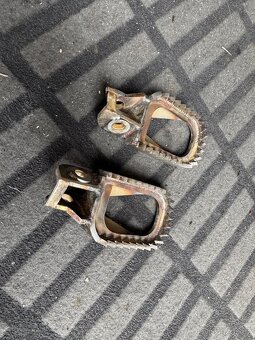 Nerezové stupačky KTM - 2