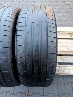 235/45/20 letní pneu hankook - 2