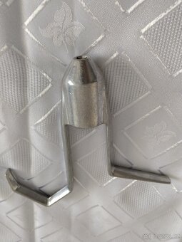 ETA 022 hnětací hák - 2