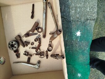 Prodej dílů na ČZ 150. - 2