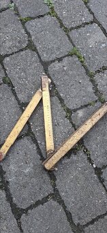 Zeměměřický metr - 2