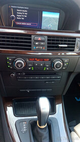 Náhradní díly z BMW 330d e90 N57 HIGH-END audio TV Mpaket - 2