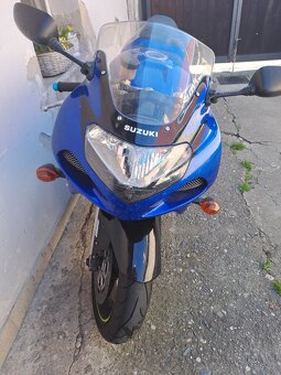 Suzuki gsxr600 rok2003 - 2