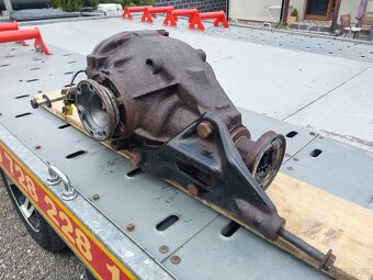 BMW samosvor 3,91 - 2