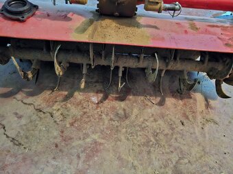 Rotavátor za traktor-nefunkční - 2
