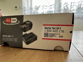 BOSCH Startovací sada 18 V (1×4,0 Ah+AL 18V-44) 1600A031T6 - 2