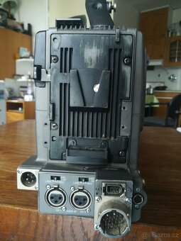 Prodám kameru Sony DVCam DSR - 2