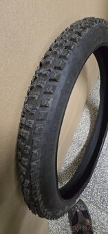 Pláště Specialized - 2