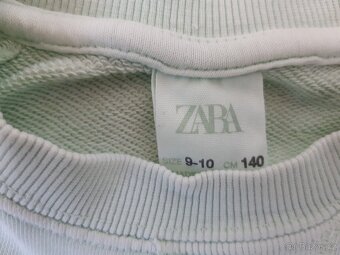 Mikina zn. Zara vel. 134 a 140 - 2