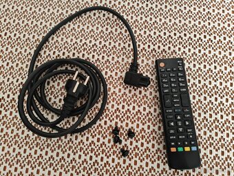 Televize LG 55UF695V, málo používaná, 139 cm - 2