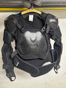 chránič těla Raven sideswipe XL - 2