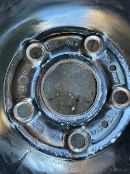 Zimní sada 5x100 Škoda Volkswagen 185/65 R15 Bridgestone - 2