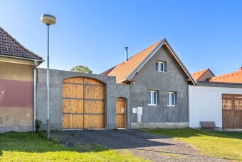 Prodej vícegeneračního domu 478 m2, pozemek 1356 m2, - 2